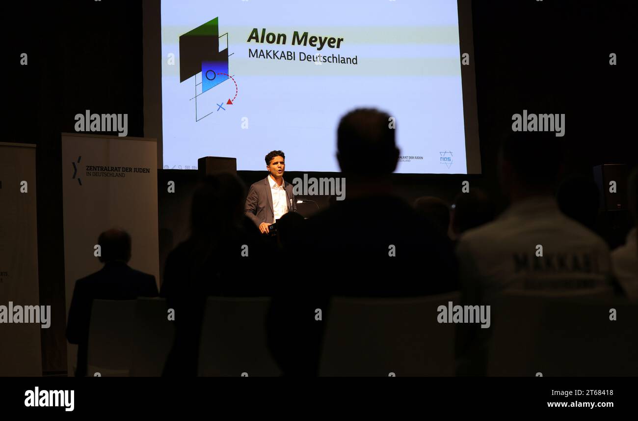 Event at the dfm dortmund hi-res stock photography and images - Alamy