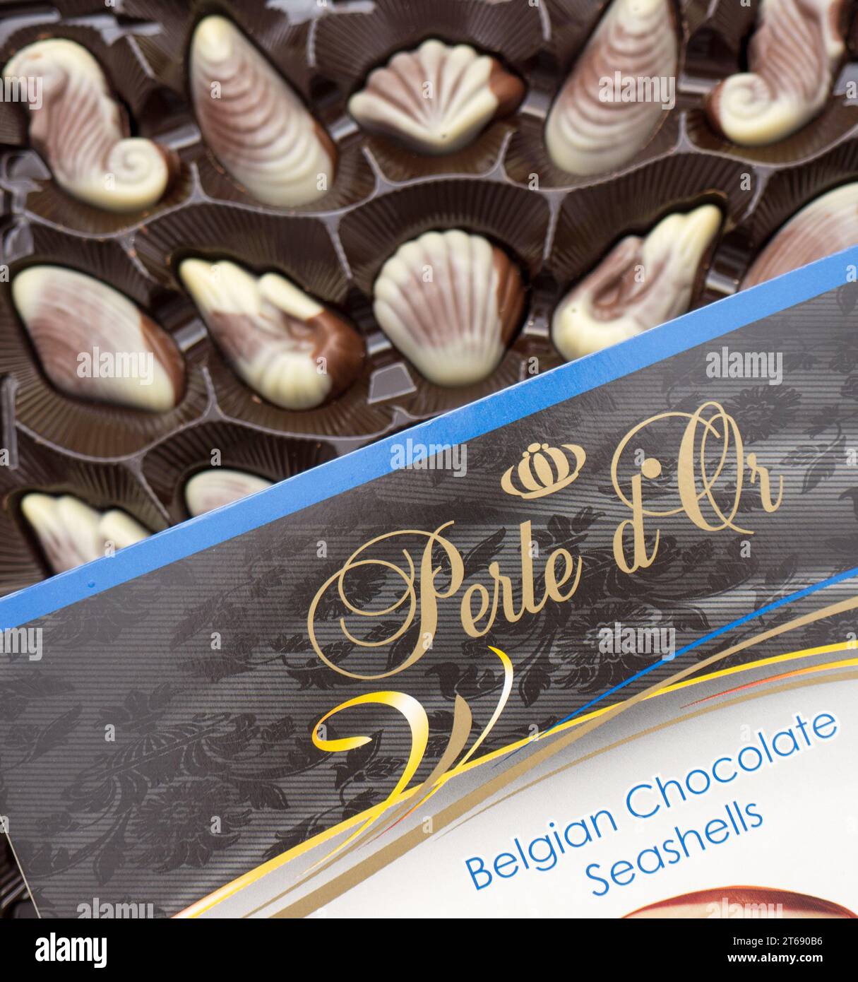 Belgian chocolate seashells hi-res stock photography and images - Alamy