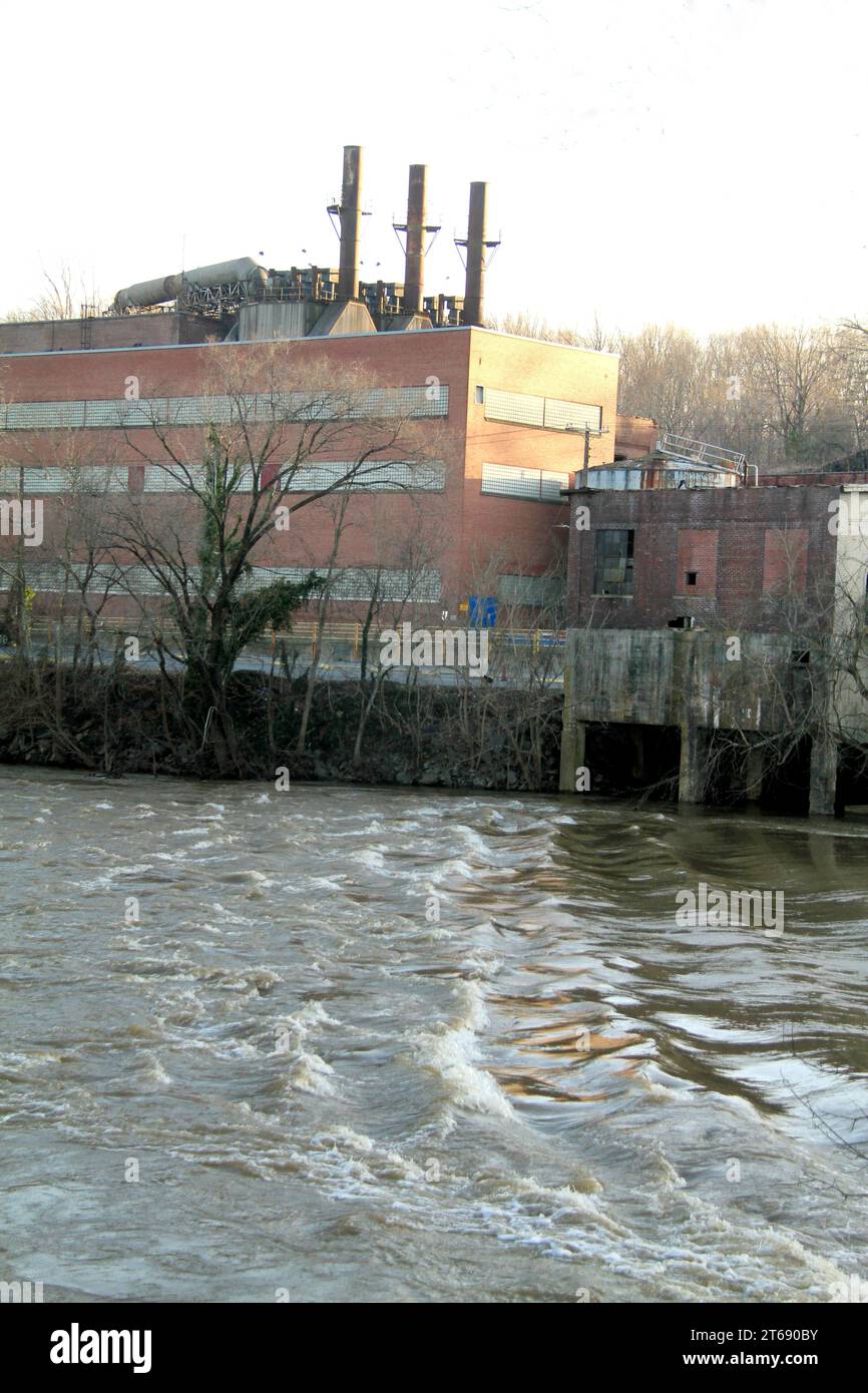 River water level rise hires stock photography and images Alamy
