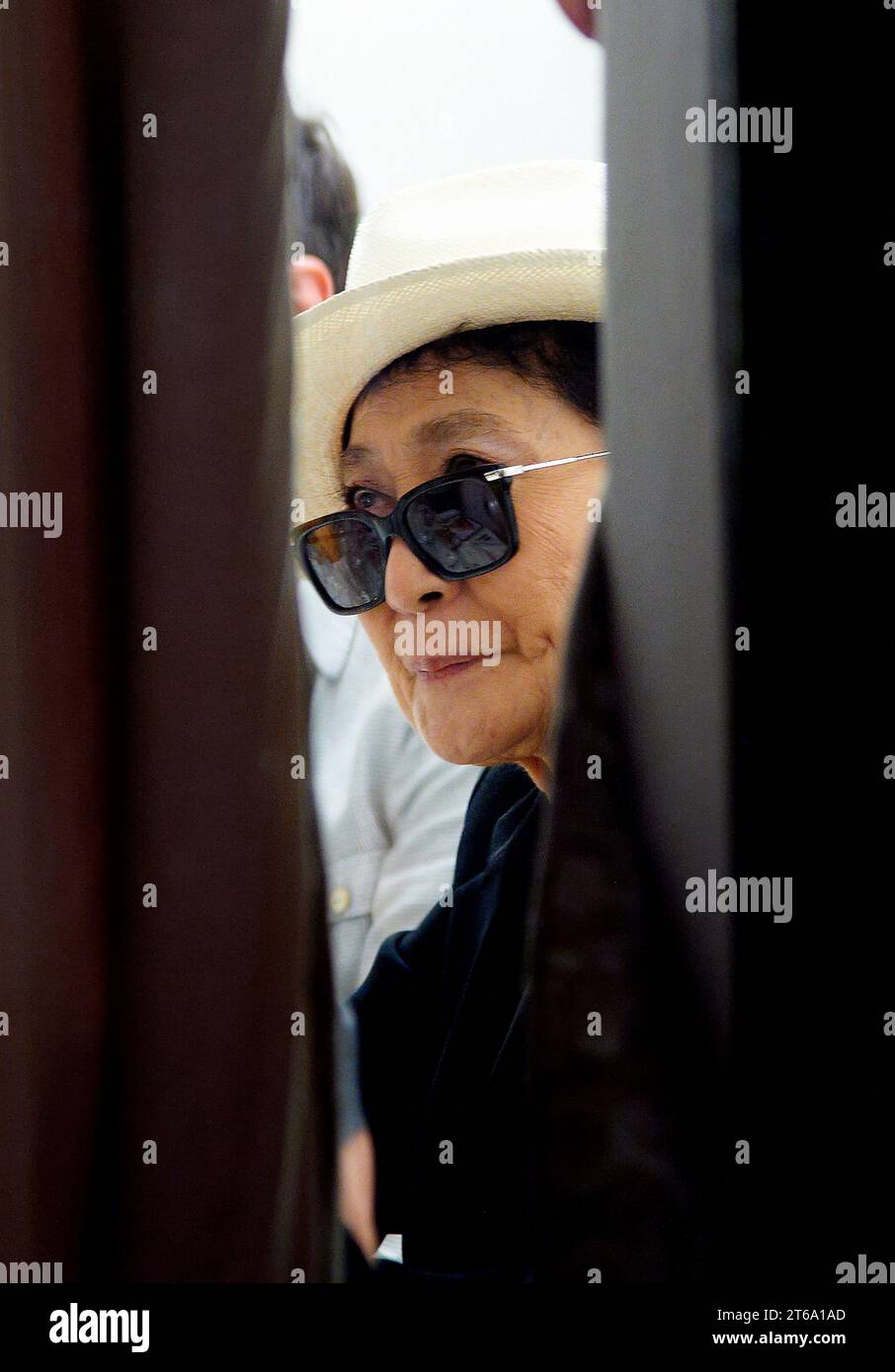 Yoko Ono fotografata  a Venezia nel 2013 in occasione di un evento artistico Stock Photo