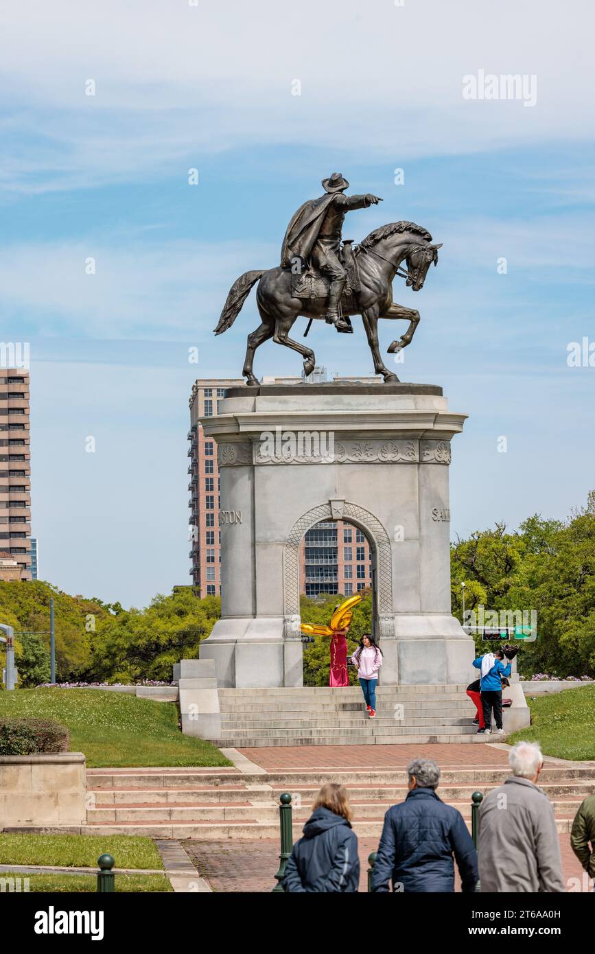 Bronze Sculptire Of General Sam Houston At The Entrance To Hermann Park 