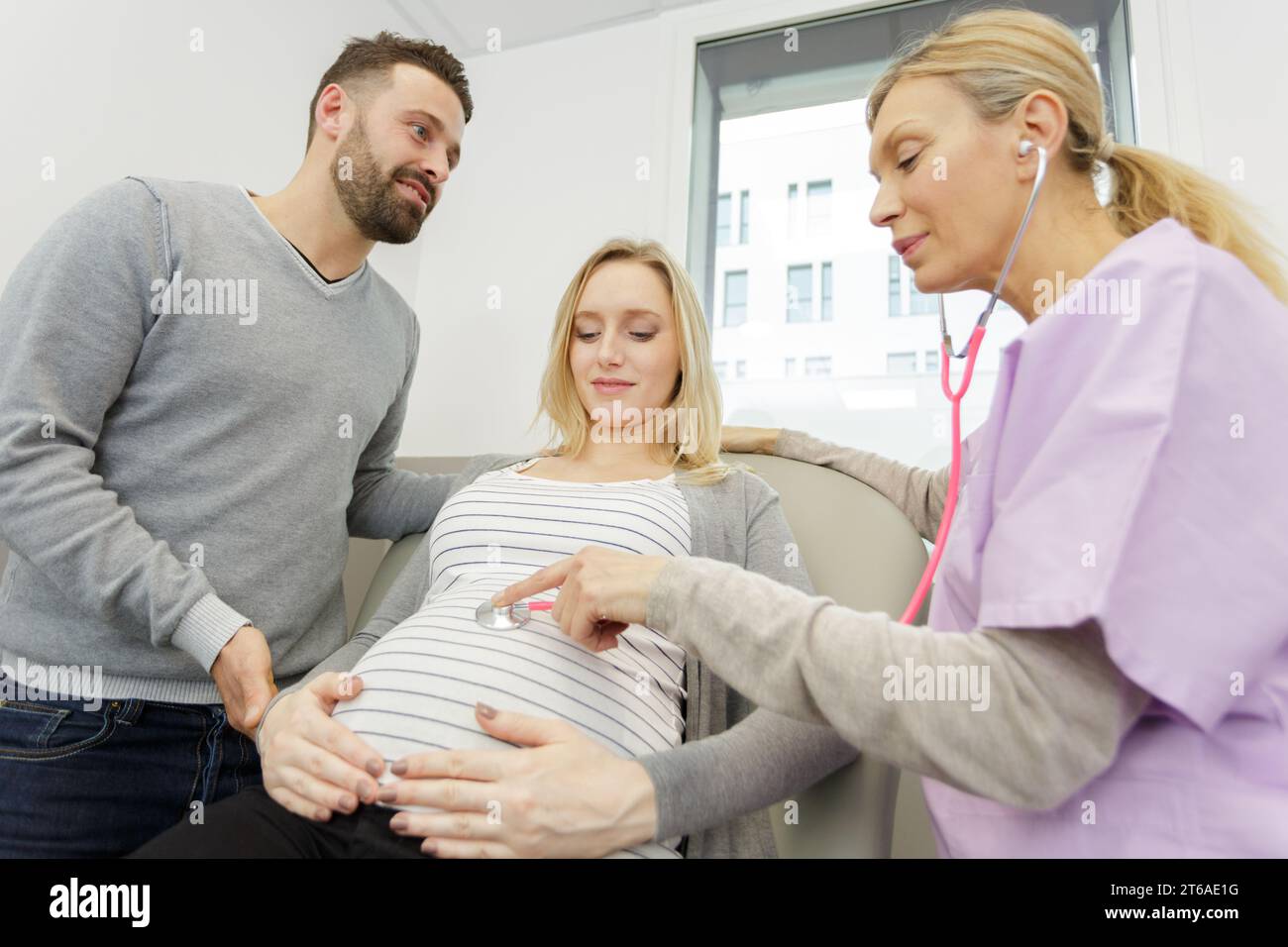 Labor childbirth hi-res stock photography and images - Page 3 - Alamy