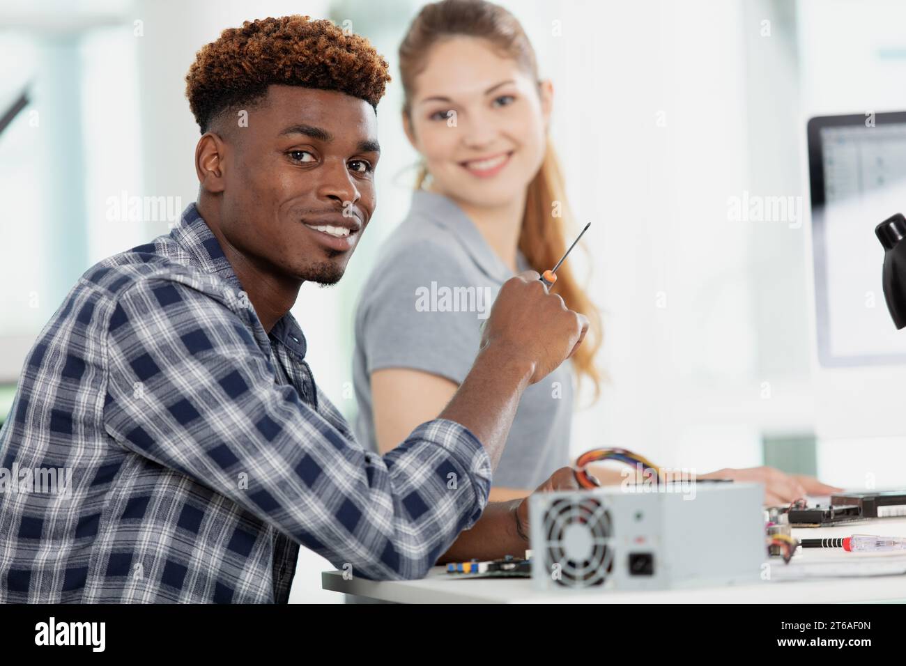 Thirties career women hi-res stock photography and images - Alamy