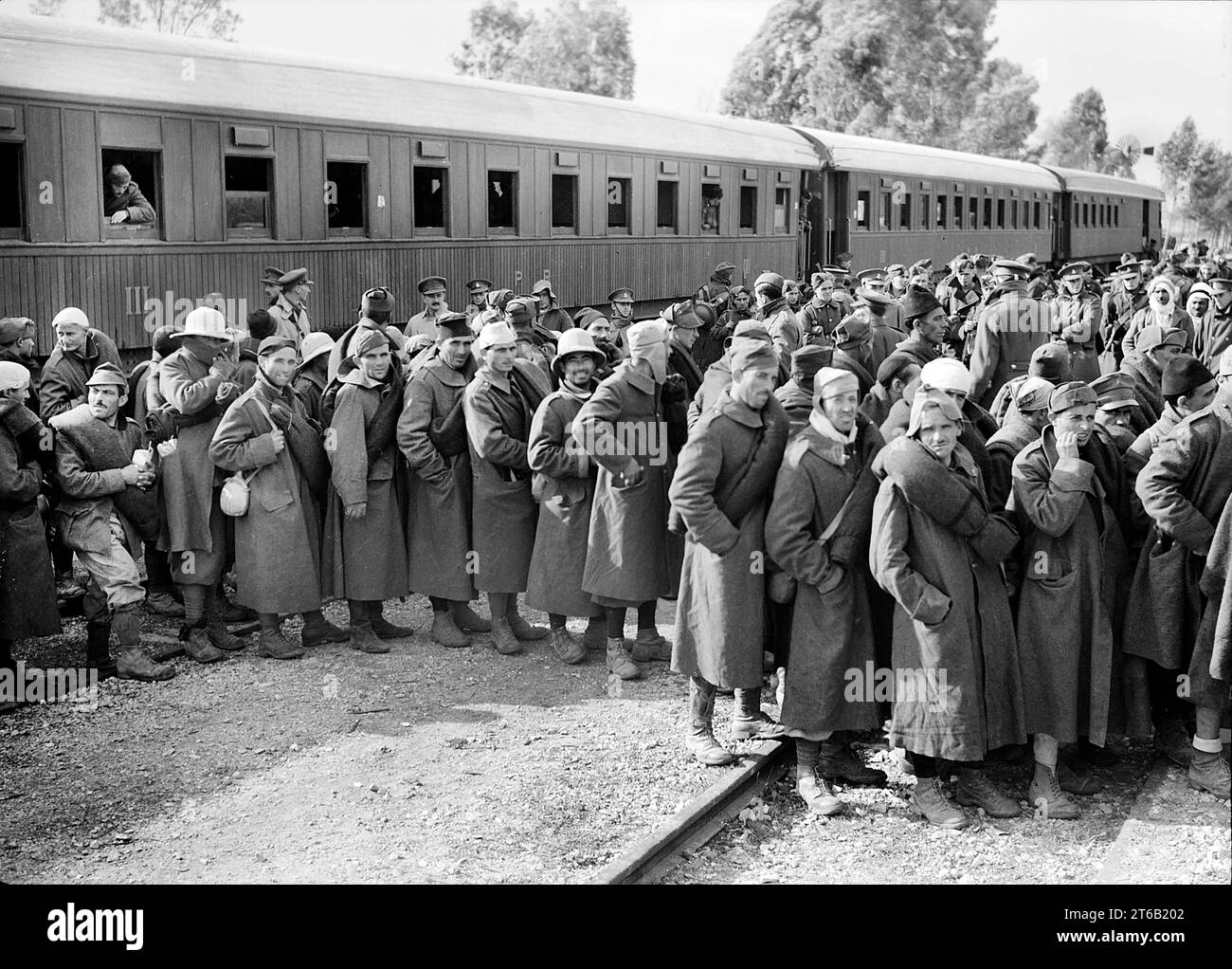 Italian prisoners of war detraining at Wadi al-Sarar Railway Station, Mandatory Palestine, G. Eric and Edith Matson Photograph Collection, December 21, 1940 Stock Photo