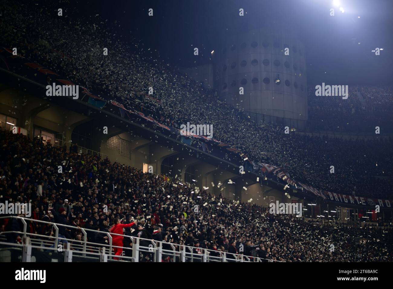 Ac milan curva sud hi-res stock photography and images - Page 3 - Alamy