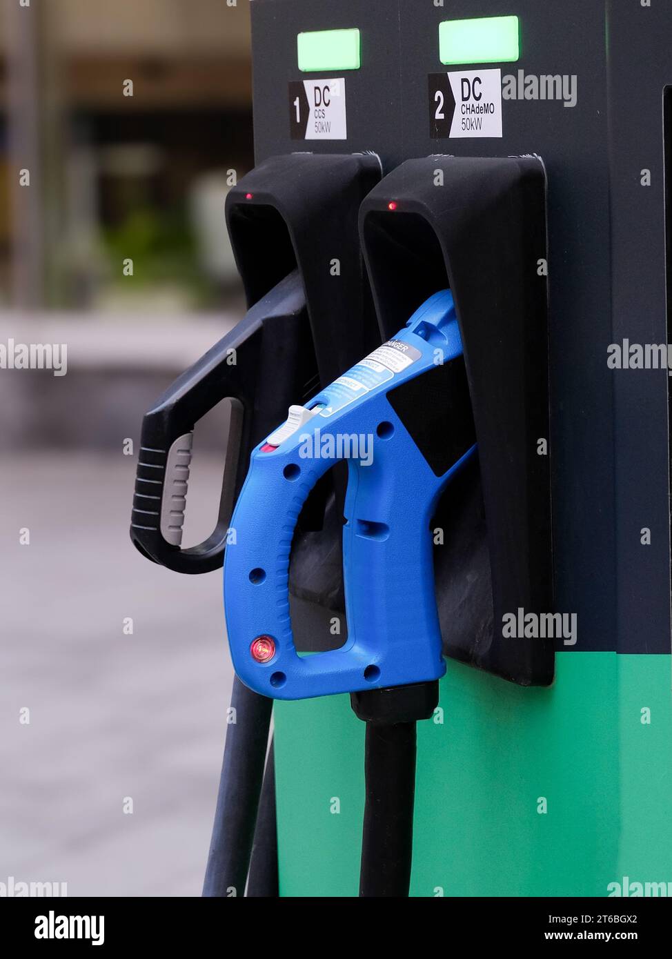 Electric Vehicle Ev Charger On A Uk Street In The City Stock Photo - Alamy