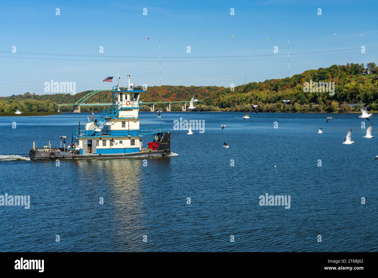 Pusher tug boat hi-res stock photography and images - Alamy