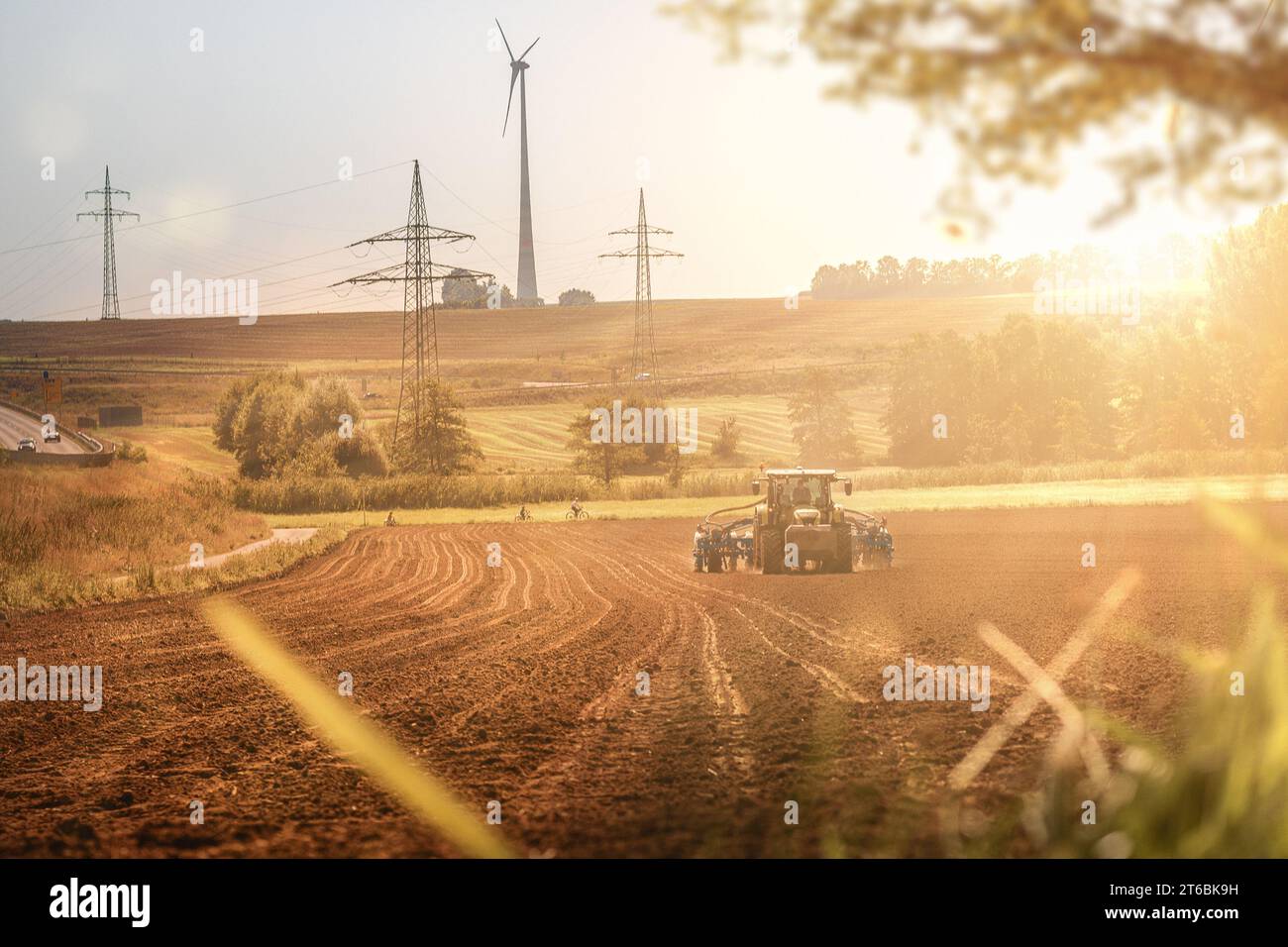Farmer in soybean field aerial hi-res stock photography and images - Alamy