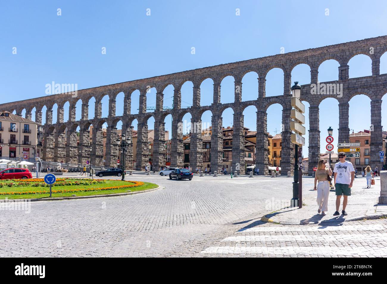 The Roman Aqueduct of Segovia (Acueducto de Segovia), Plaza de la Artillería, Sergovia, Castile and León, Kingdom of Spain Stock Photo
