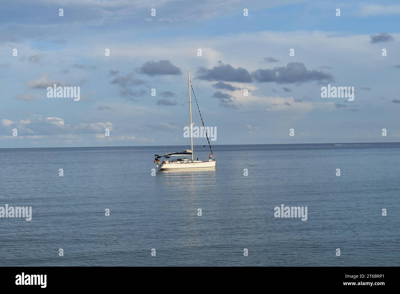 VOILIER en méditerranée Stock Photo