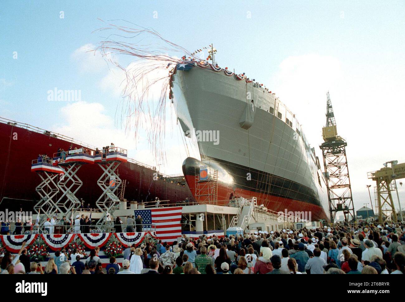 Usns red cloud hi-res stock photography and images - Alamy