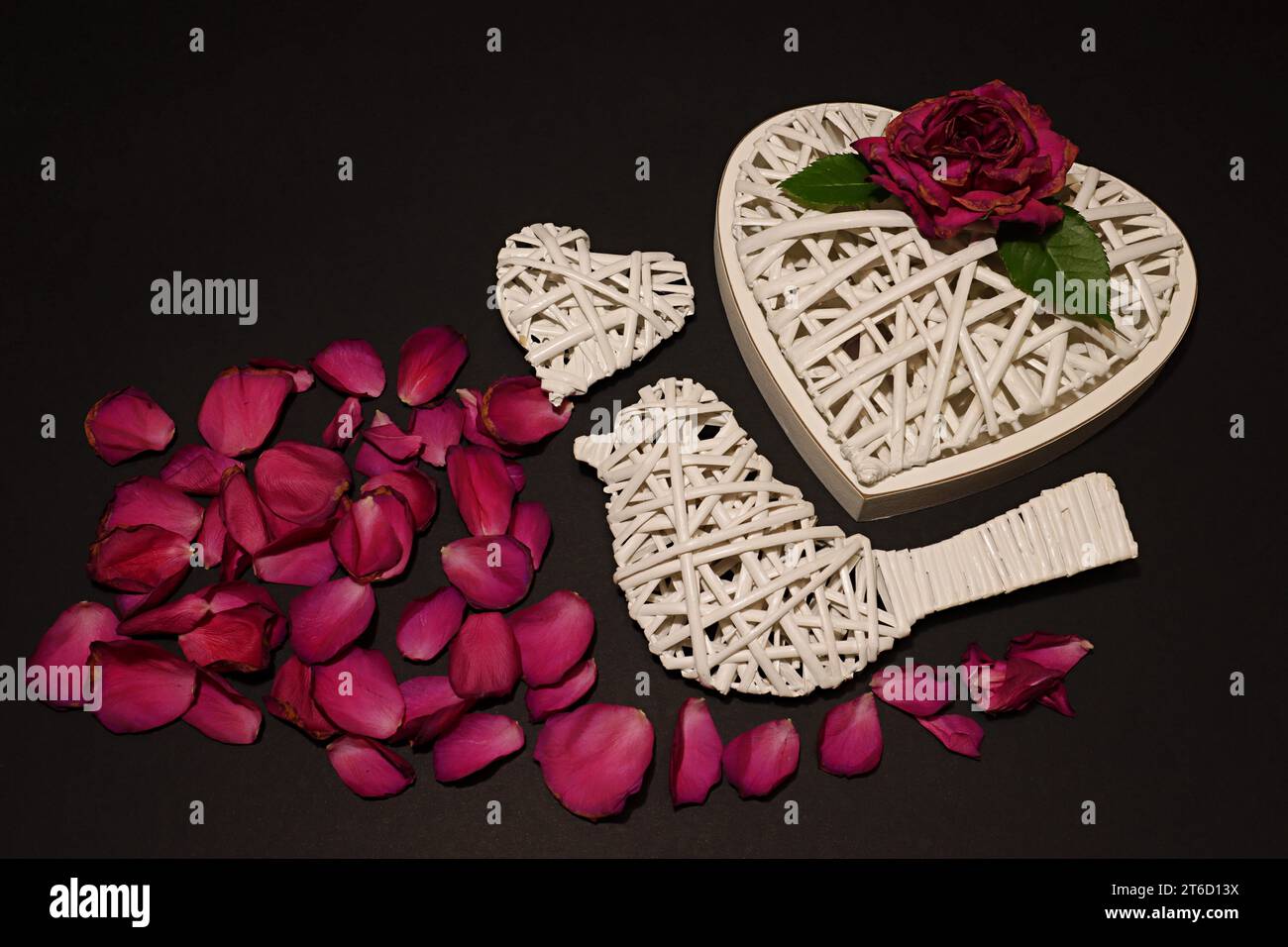 Red rose with pink hearts hi-res stock photography and images - Alamy