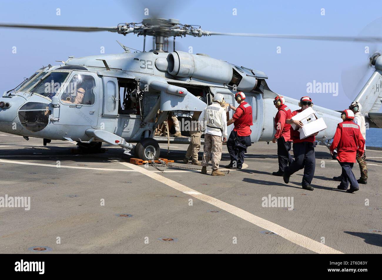 USS Comstock (LSD 45) 140922 Stock Photo - Alamy
