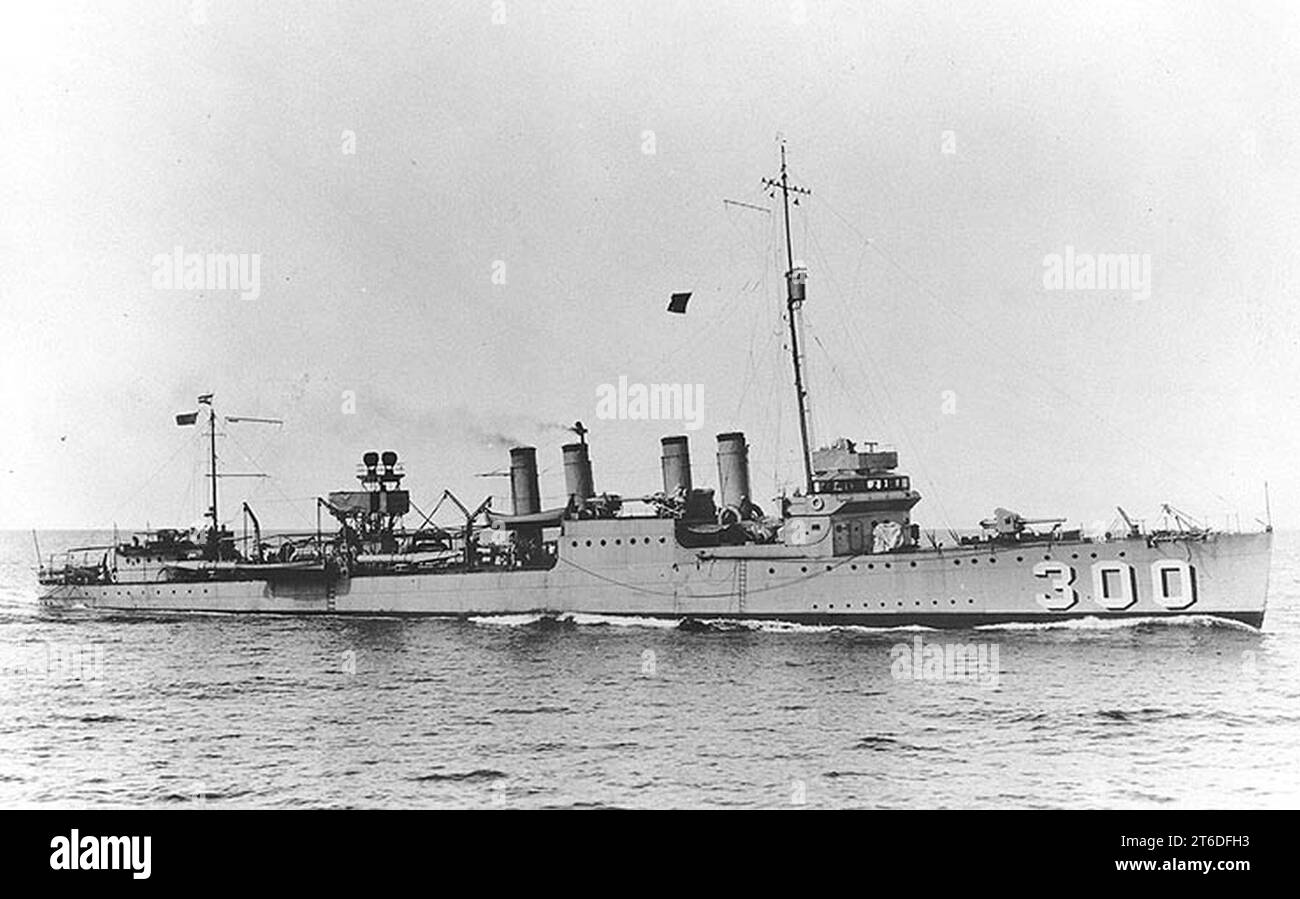 USS Farragut (DD-300) underway, circa in 1925 Stock Photo - Alamy