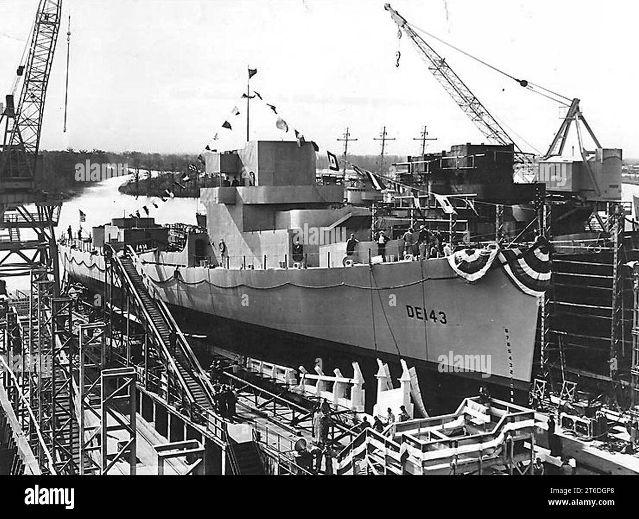 USS Fiske launching Stock Photo - Alamy