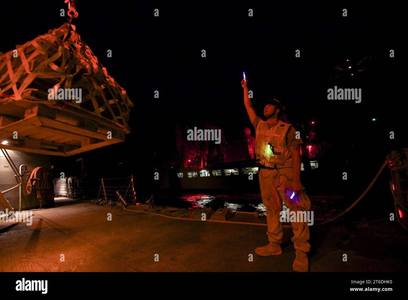 USS Forrest Sherman (DDG 98) 150816 Stock Photo - Alamy