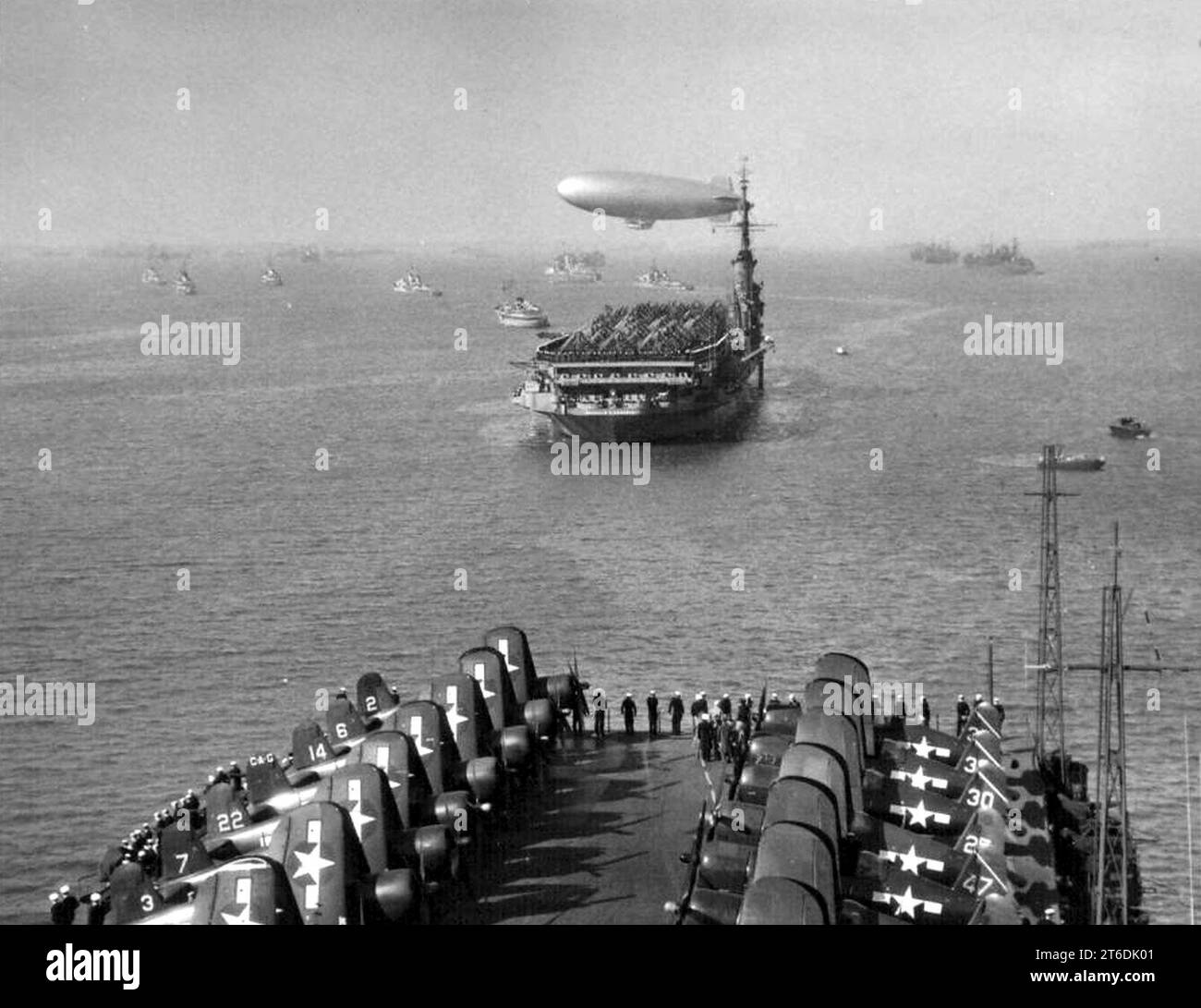 Uss franklin d Black and White Stock Photos & Images - Alamy