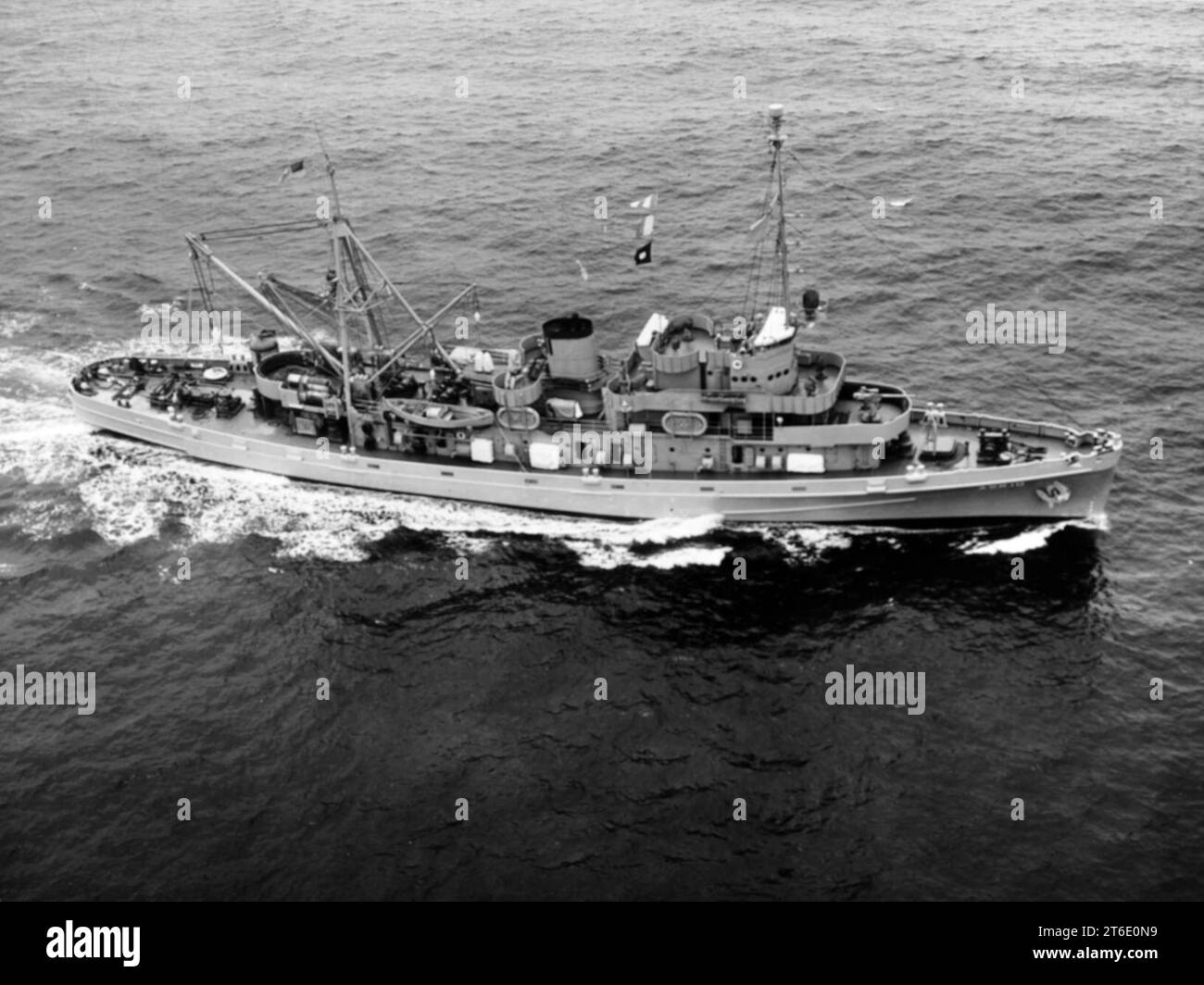 USS Greenlet (ASR-10) underway off San Diego, California (USA), in 1949 Stock Photo