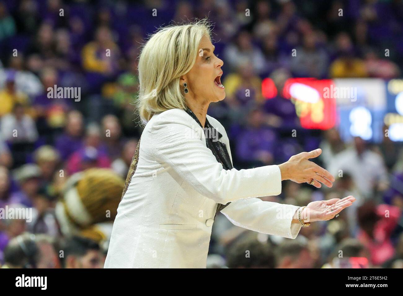Baton Rouge, LA, USA. 09th Nov, 2023. LSU Head Coach Kim Mulkey makes