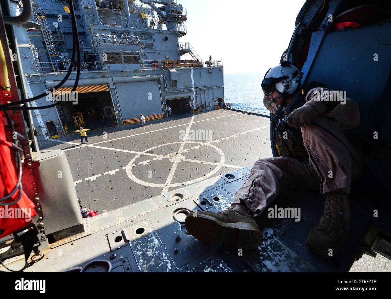 USS HOPPER (DDG 70) 131116 Stock Photo Alamy