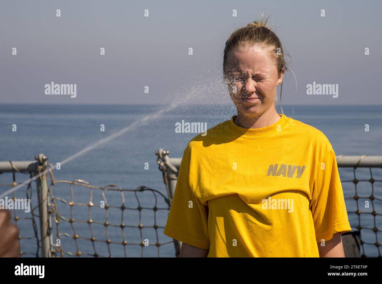 USS HOPPER (DDG 70) 140215 Stock Photo - Alamy
