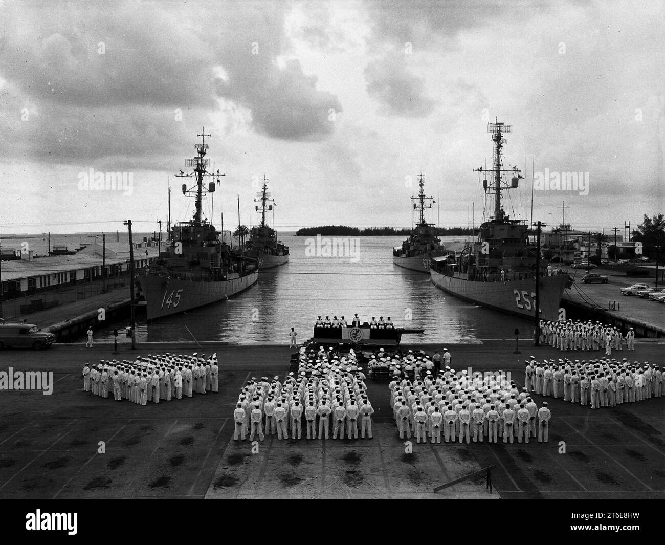 USS Huse (DE-145), USS Snowden (DE-246), USS Howard D. Crow (DE-252 ...