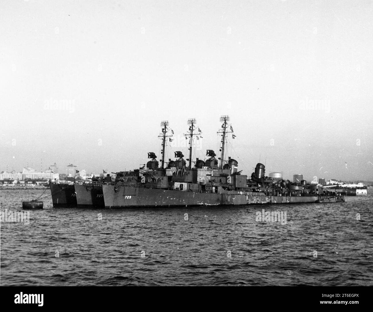 USS Lyman K. Swenson (DD-729) and USS De Haven (DD-727) moored at San Diego, California (USA), circa in 1945-1946 Stock Photo
