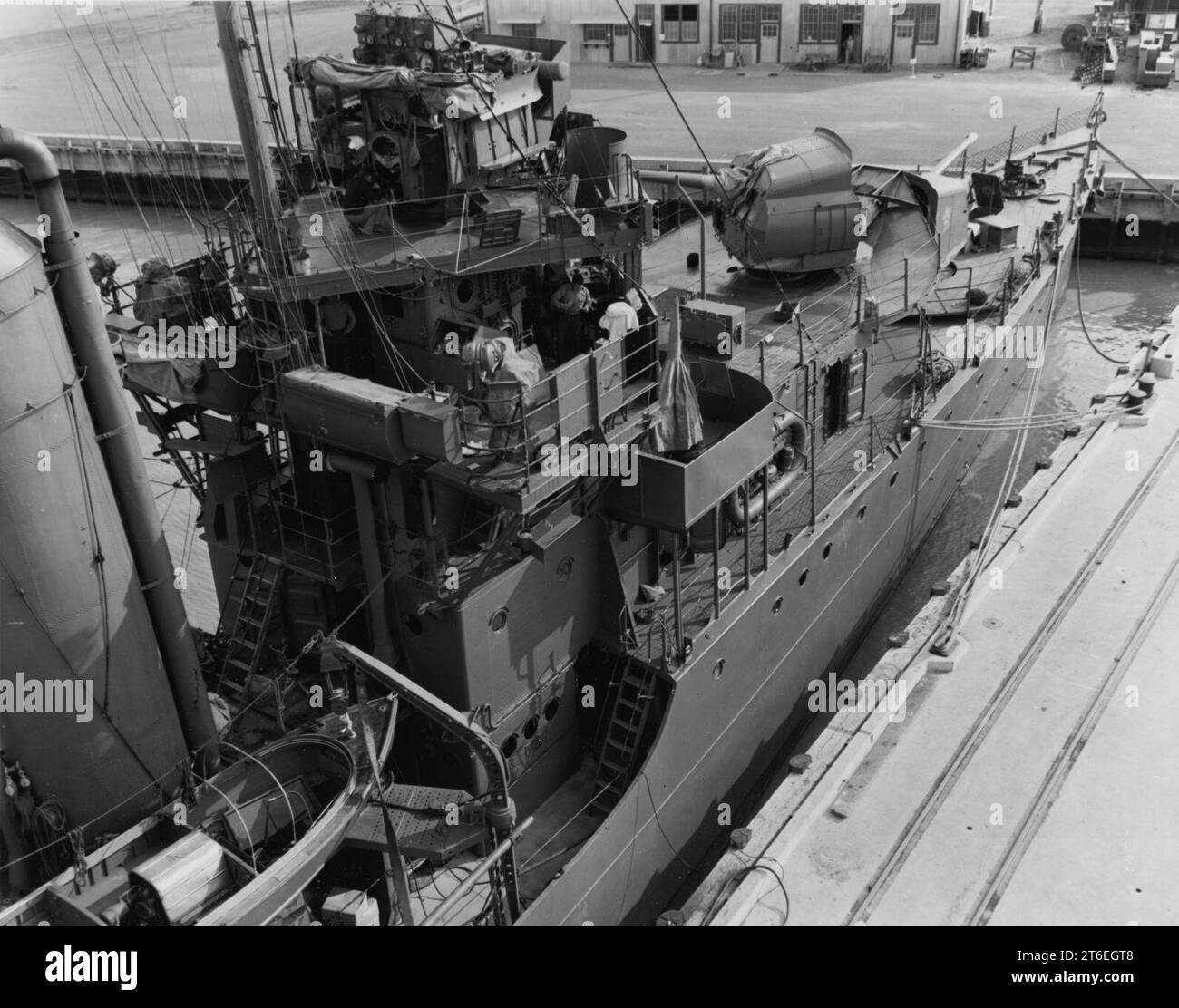 Uss macdonough dd 351 19 stock photo alamy