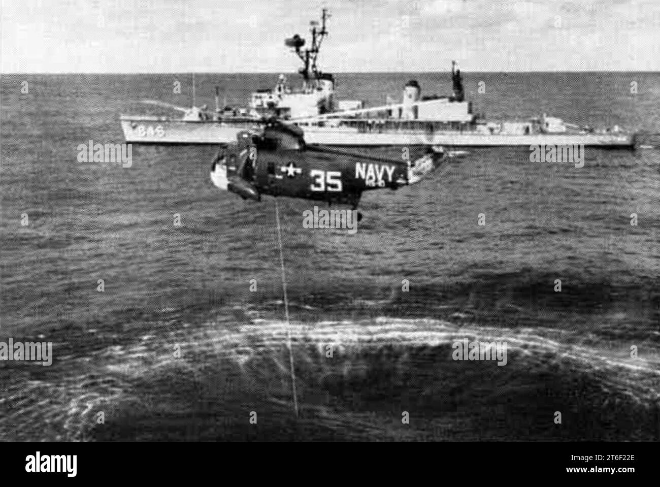 USS Ozbourn (DD-846) with Sikorsky HSS-2 Sea King of HS-10, in 1962 ...