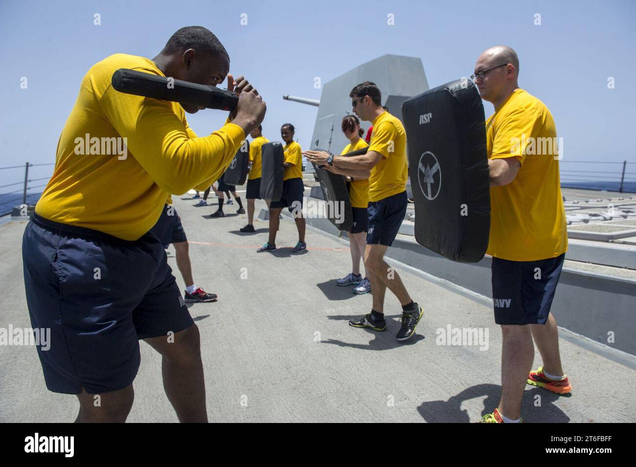 Uss roosevelt ddg 80 140520 stock photo alamy
