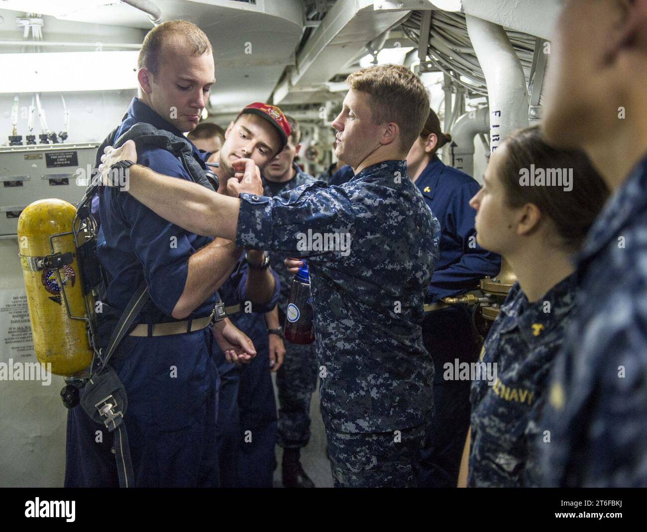 Uss roosevelt ddg 80 140701 stock photo alamy