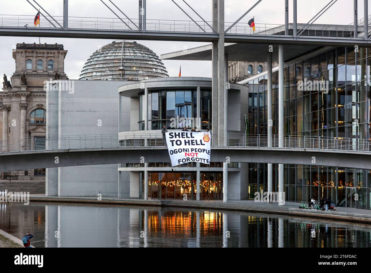 Aktion Klimaaktivisten Berlin, 10.11.2023 - Klimaaktivisten Von Ken ...