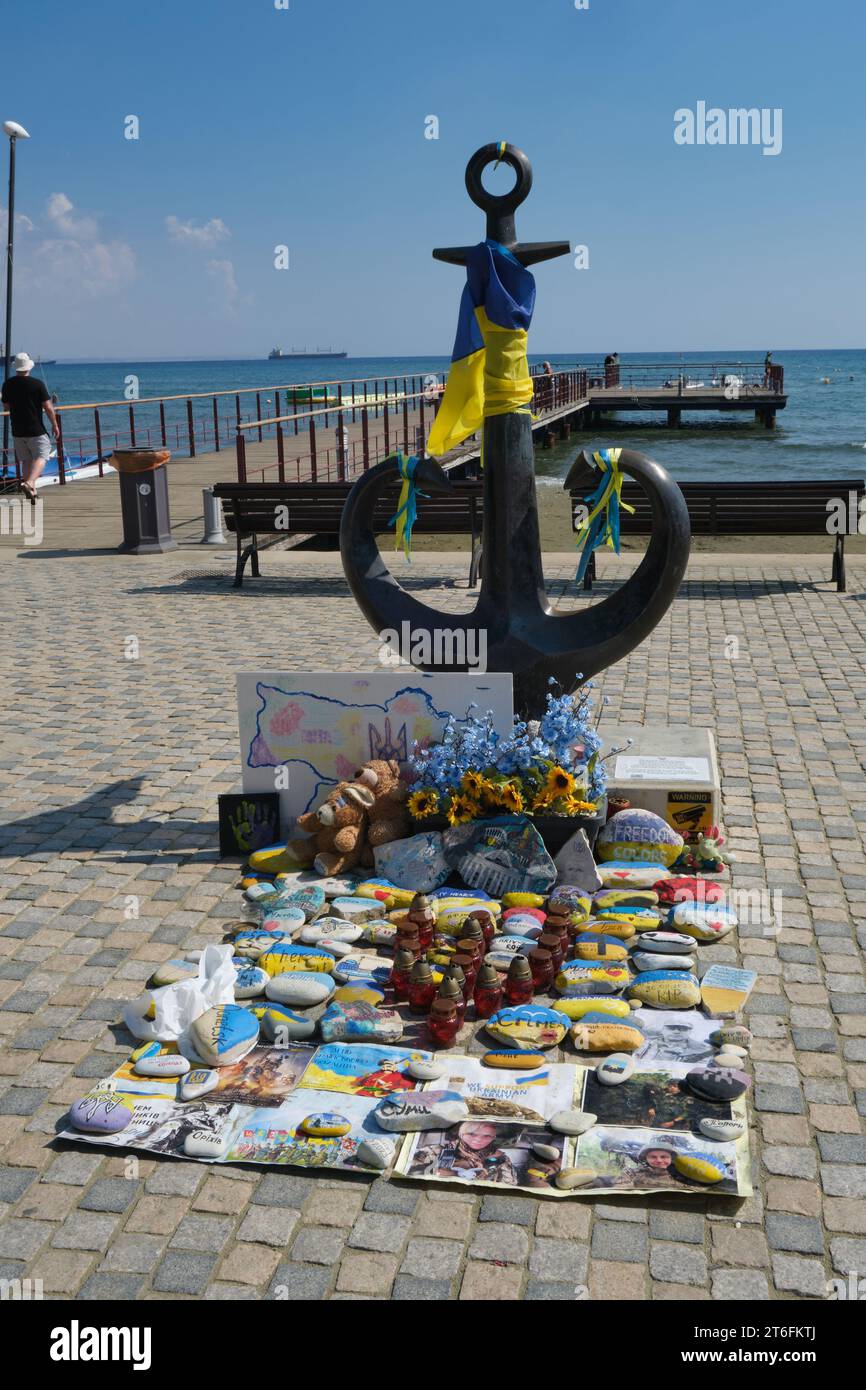 Ukrainian tribute in Larnaca despite huge Russian presence in Cyprus Stock Photo