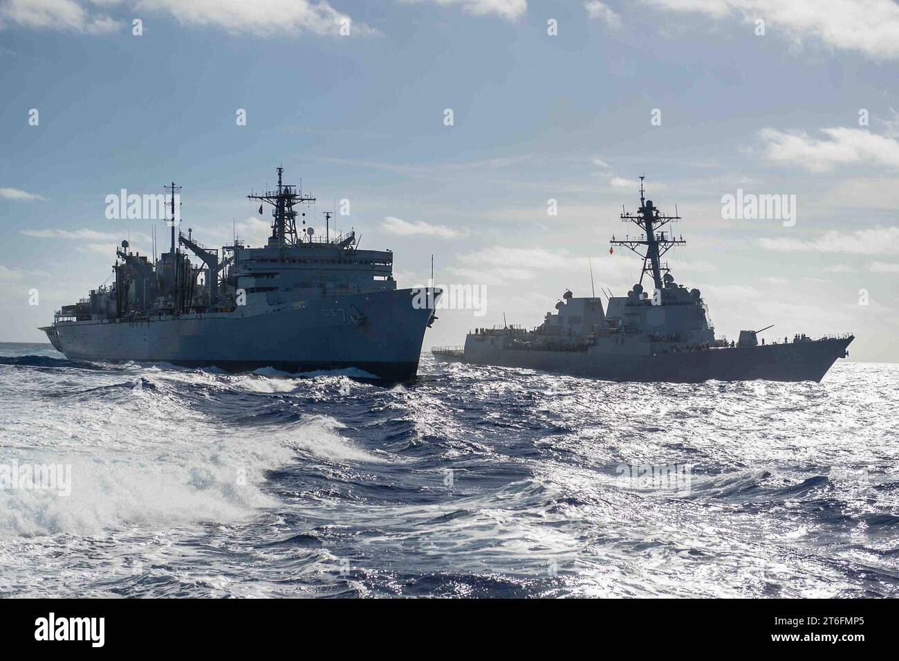 USS Stockdale replenishes from USNS Rainier. (24575967959 Stock Photo ...