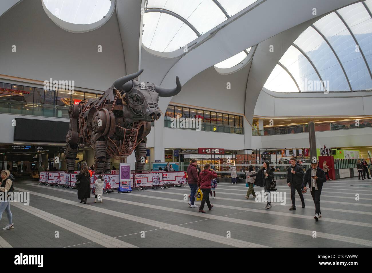 Birmingham, UK - Nov 5, 2023: Ozzy the Bull and interior of Birmingham New Street Station Stock Photo