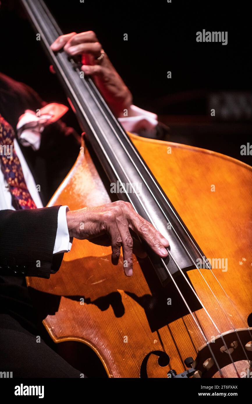 Ron Carter performing at Paral·lel 62, Voll-Damm Jazz Festival BCN, Barcelona 9 Nov. 2023. Photographer: Ale Espaliat Stock Photo