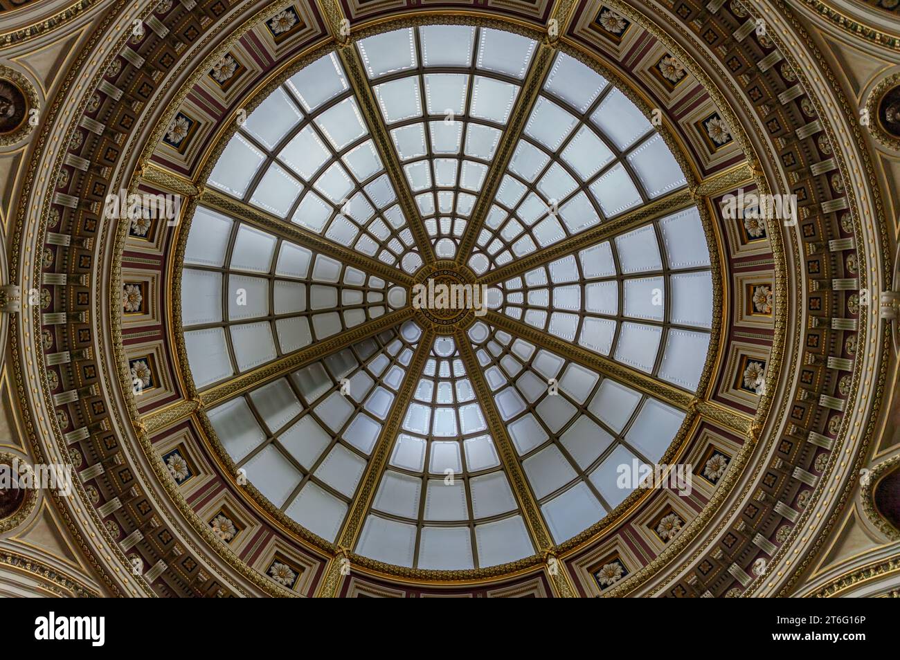 London, UK - Oct 31, 2023 - Light passes through The high ceiling glass dome inside main hall of The National Gallery. Ceiling dome architecture desig Stock Photo