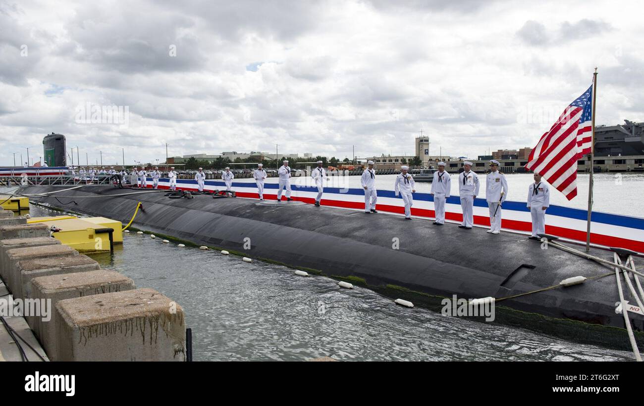 USS Washington (SSN 787) (37568194826 Stock Photo - Alamy