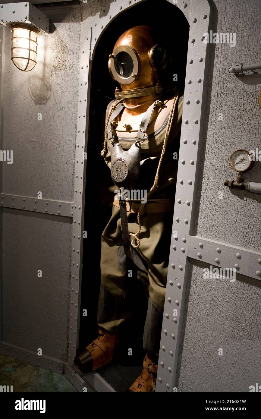 Diver in hard hat on exhibit at the History of Diving Museum