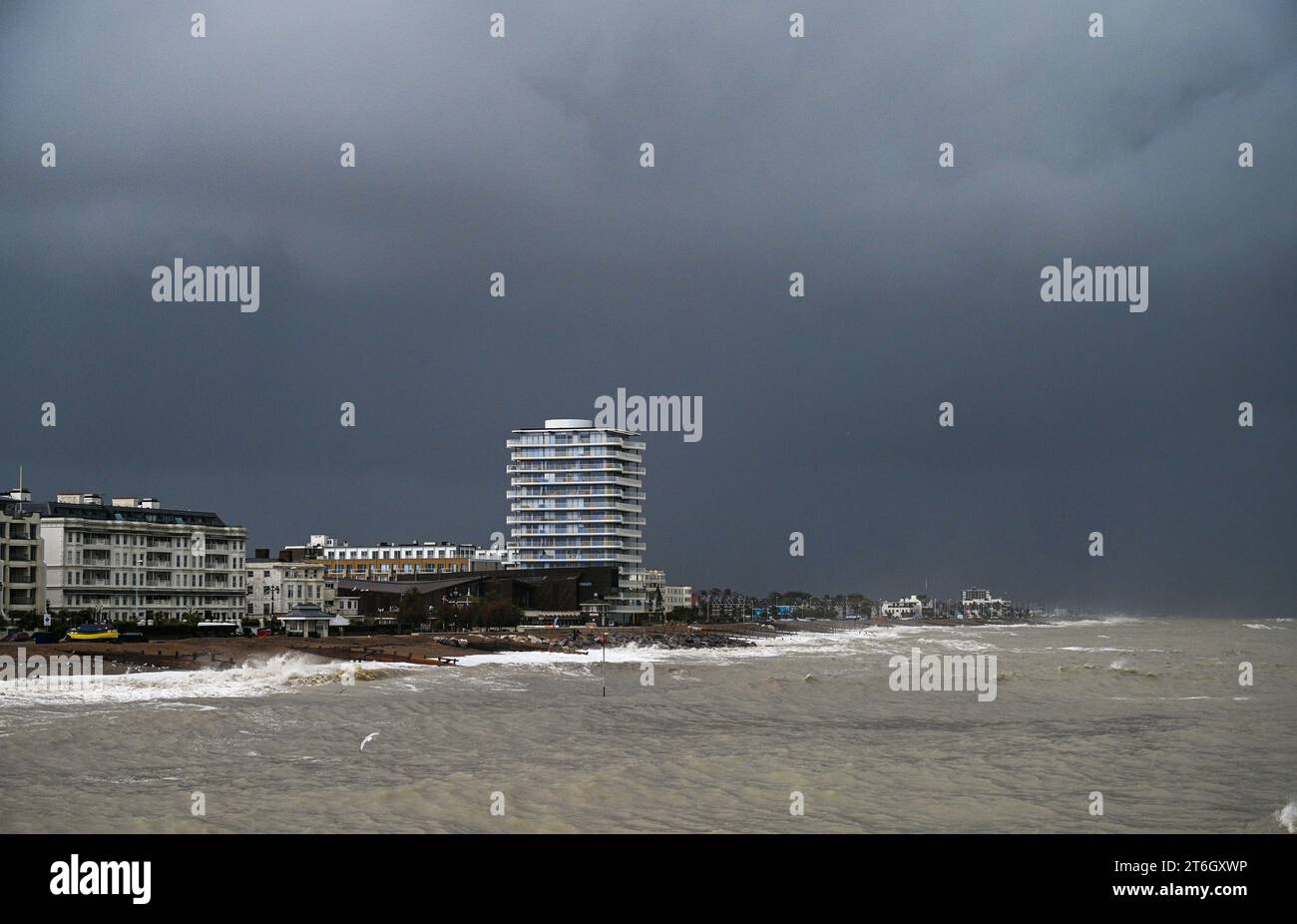 Bayside worthing hires stock photography and images Alamy