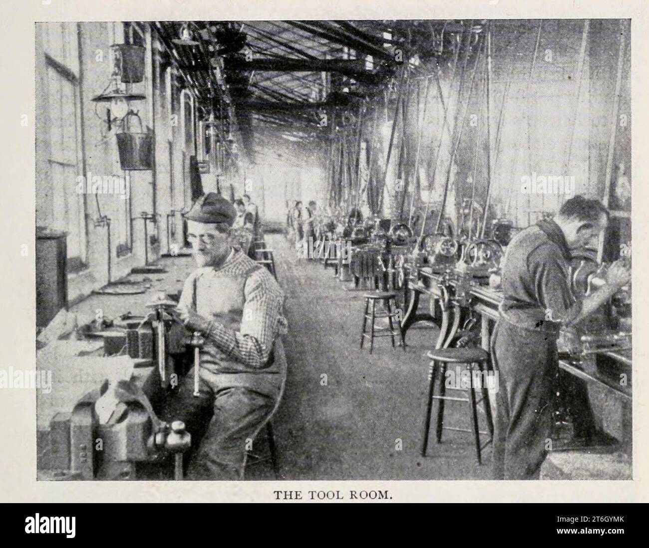 The tool room The Yale & Towne Lock Manufacturing Company Shelbume Falls, Massachusetts from the Article SIX EXAMPLES OF SUCCESSFUL SHOP MANAGEMENT. Part III By Henry Roland. from The Engineering Magazine DEVOTED TO INDUSTRIAL PROGRESS Volume XII October 1896 to March 1897 The Engineering Magazine Co Stock Photo