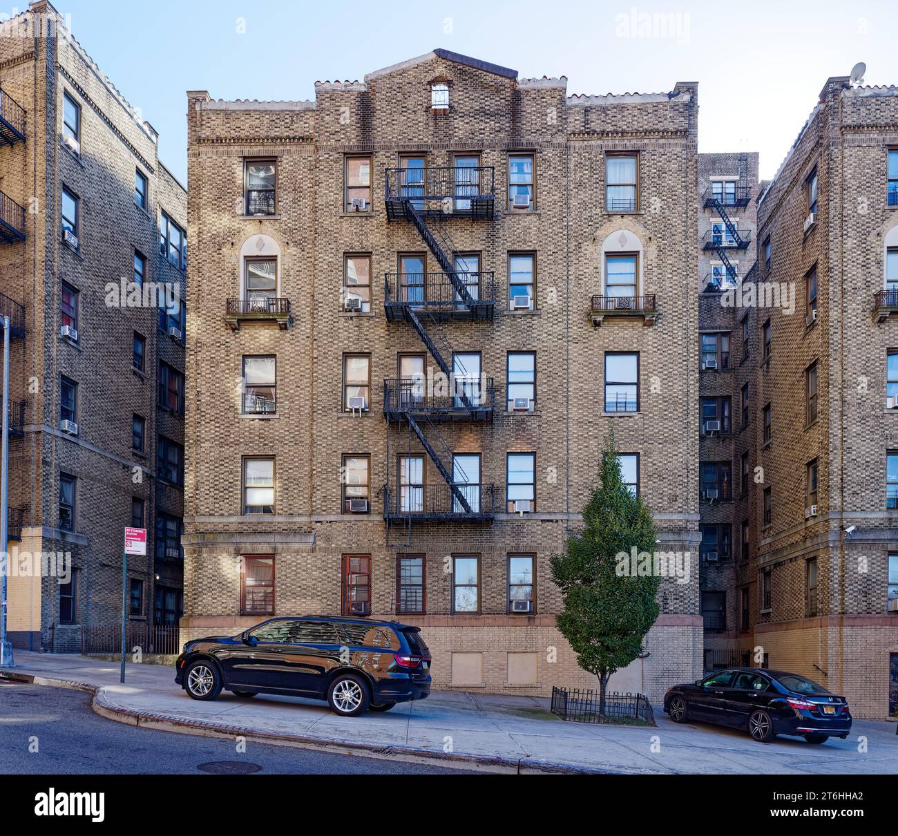 96 Wadsworth Terrace, an Emery Rothdesigned twowing apartment
