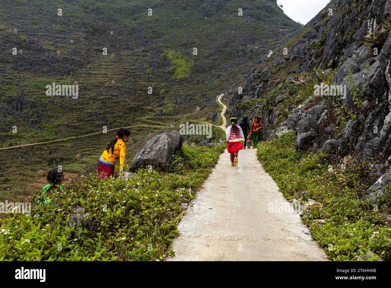 Mother with child at the Ha Giang Loop in Vietnam Stock Photo