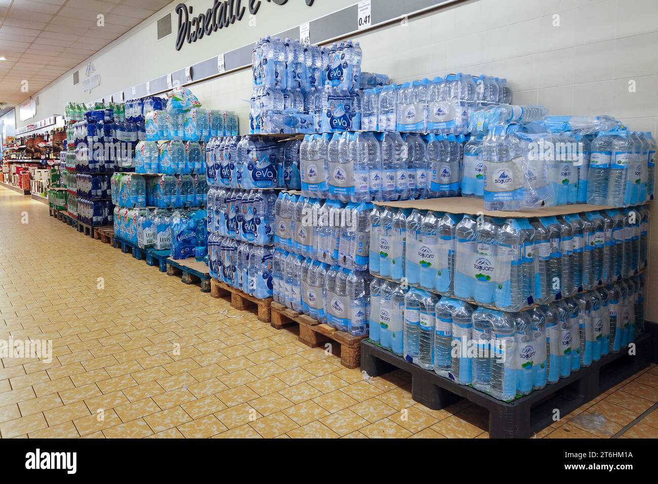Bottled water supermarket shelf hires stock photography and images Alamy