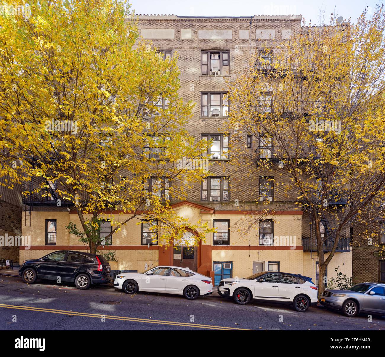 30 Fairview Avenue, an Emery Rothdesigned apartment building, built