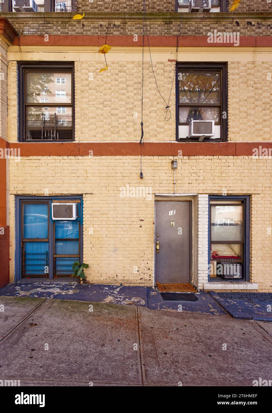 30 Fairview Avenue, an Emery Rothdesigned apartment building, built