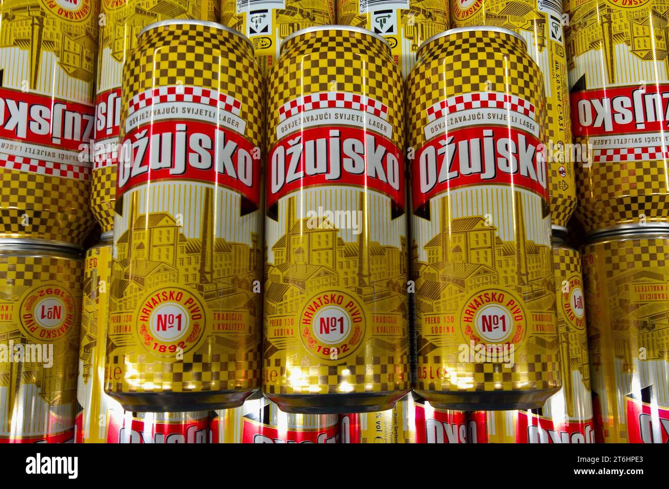 Molson Brauerei Hi res Stock Photography And Images Alamy artstation-corona-beer-advertisement-poster
