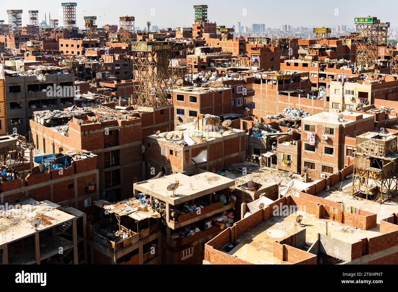 Cairo slums hi-res stock photography and images - Alamy