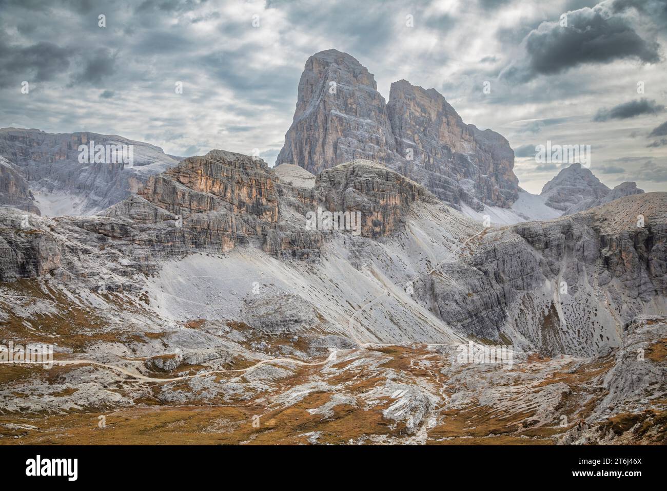 Italy, Dolomites, the Zwölferkofel / Croda dei Toni, a peak of the Sexten Dolomites on the border between the provinces of Bolzano / South Tyrol and Belluno / Veneto, as seen near Büllelejochhütte / Pian di Cengia hut Stock Photo