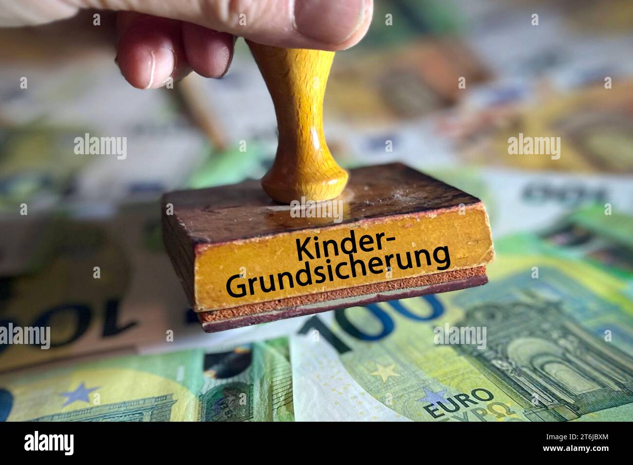 Stamp Geld Stamp kindergeld hi-res stock photography and images - Alamy